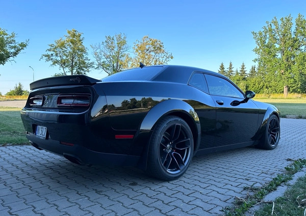 Dodge Challenger cena 390000 przebieg: 1695, rok produkcji 2019 z Szydłowiec małe 781